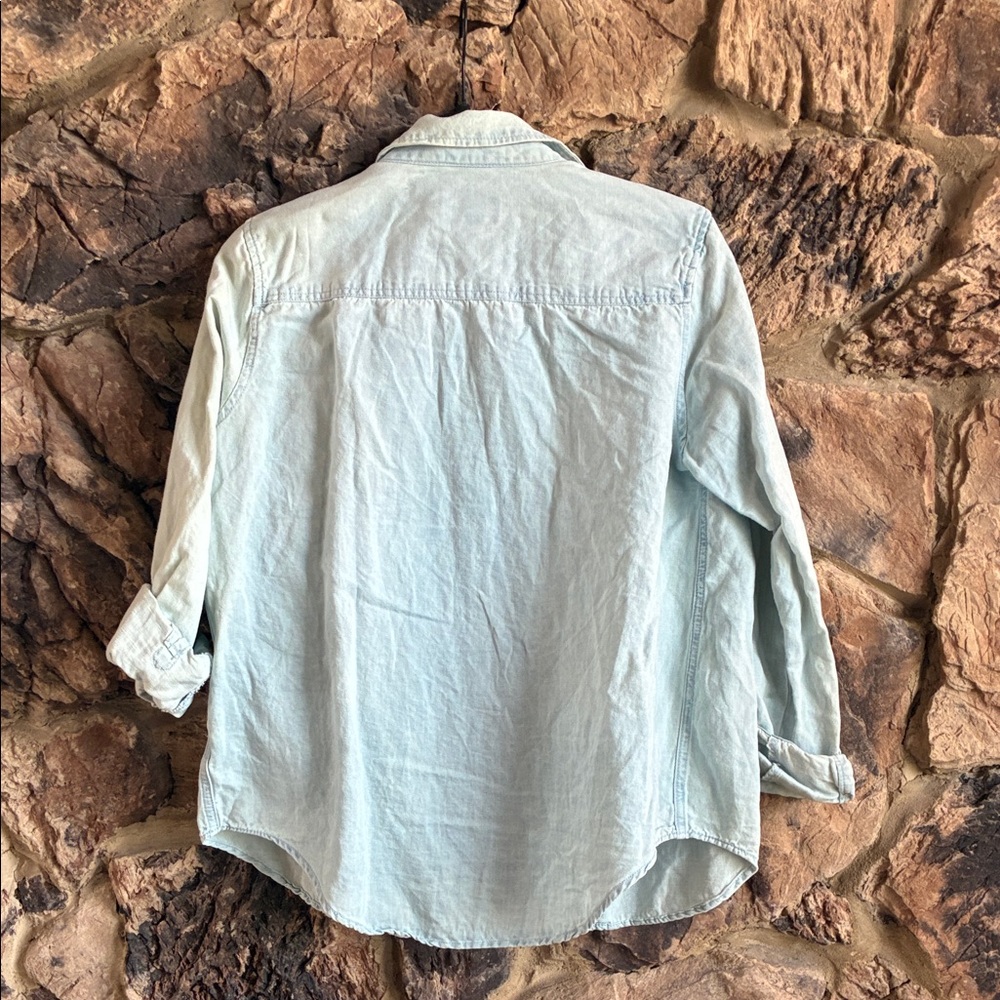 Universal Thread Light Blue Button Down Shirt - Picture 5 of 5